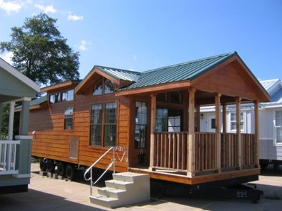 木塑材料為何能在室內(nèi)裝飾材料和家居行業(yè)發(fā)揮作用? 木塑材料為何能在室內(nèi)裝飾材料和家居行業(yè)發(fā)揮作用?